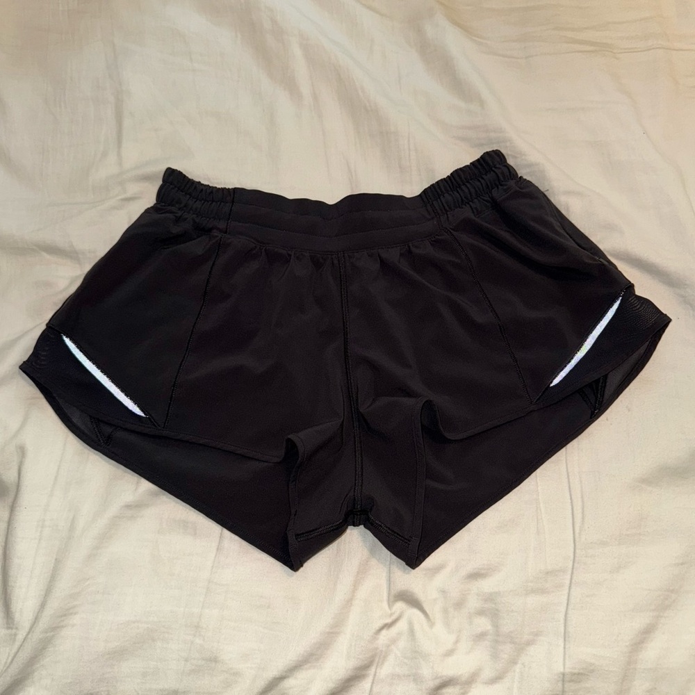 Lululemon Black Hotty Hot Shorts 2.5” LR